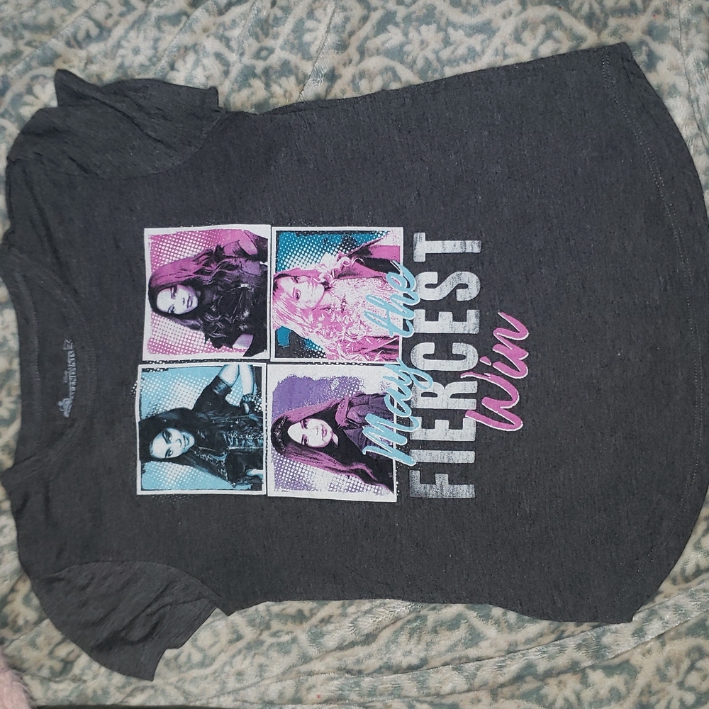 Descendants 3 girl shirt